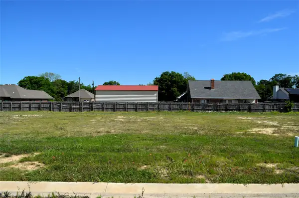 312 Preston Road, Mabank, TX 75147