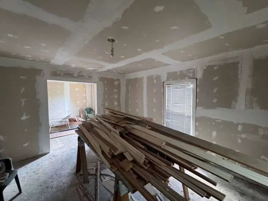 214 Guthrie Street, Dallas, TX 75224 - #2