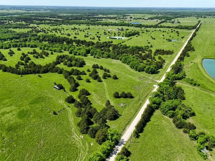 1829 County Road 2935, Dodd City, TX 75438 - #3