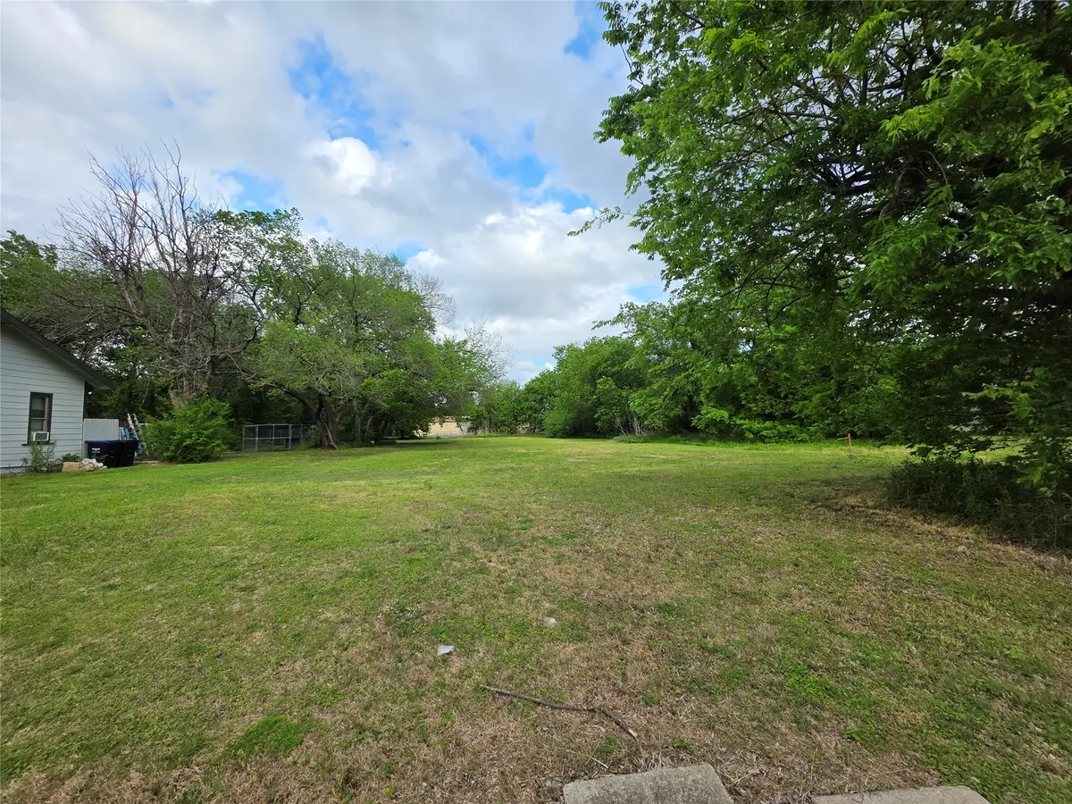 3025 Wellington Street, Greenville, TX 75401 - #1