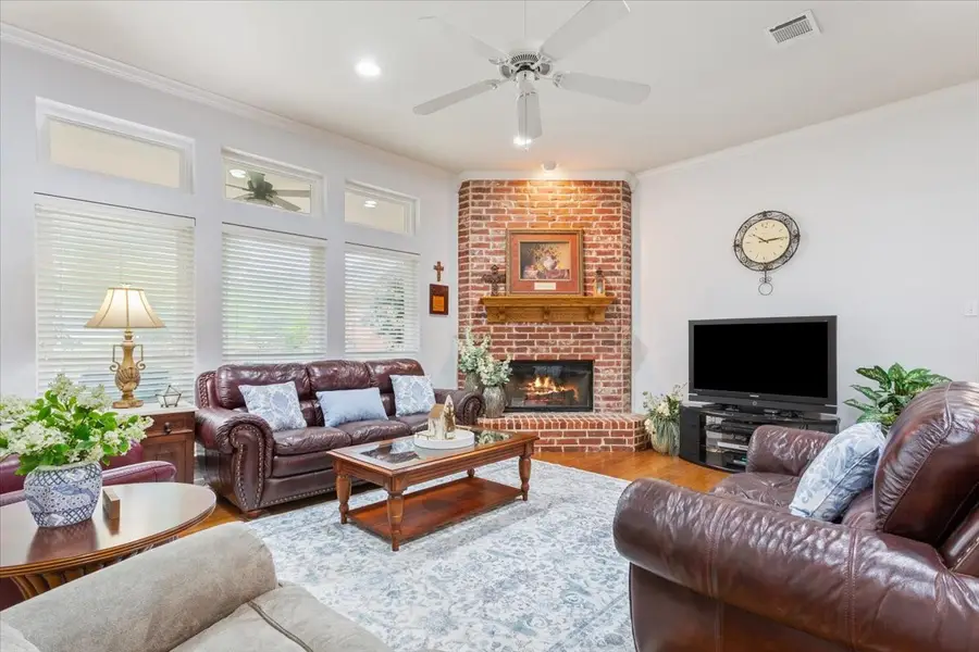 1216 Darbyton Drive, Hewitt, TX 76643 - #2
