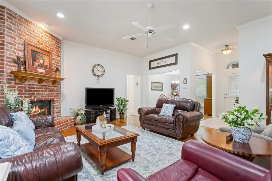 1216 Darbyton Drive, Hewitt, TX 76643 - #3