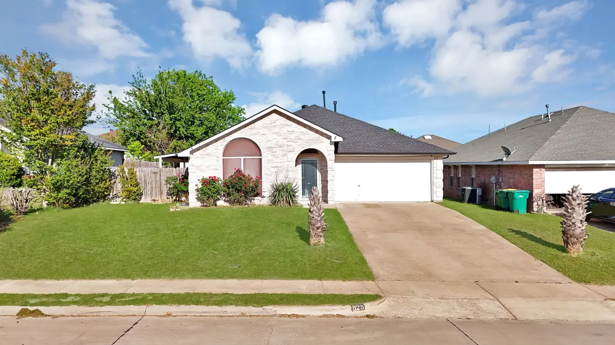 828 Windswept Drive, Cedar Hill, TX 75104 - #1
