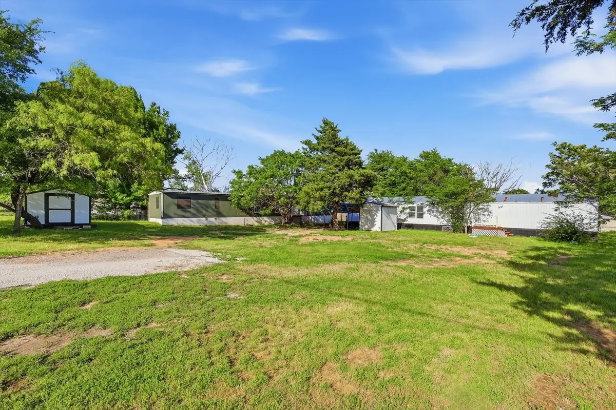 316 Summit Drive, Springtown, TX 76082 - #1