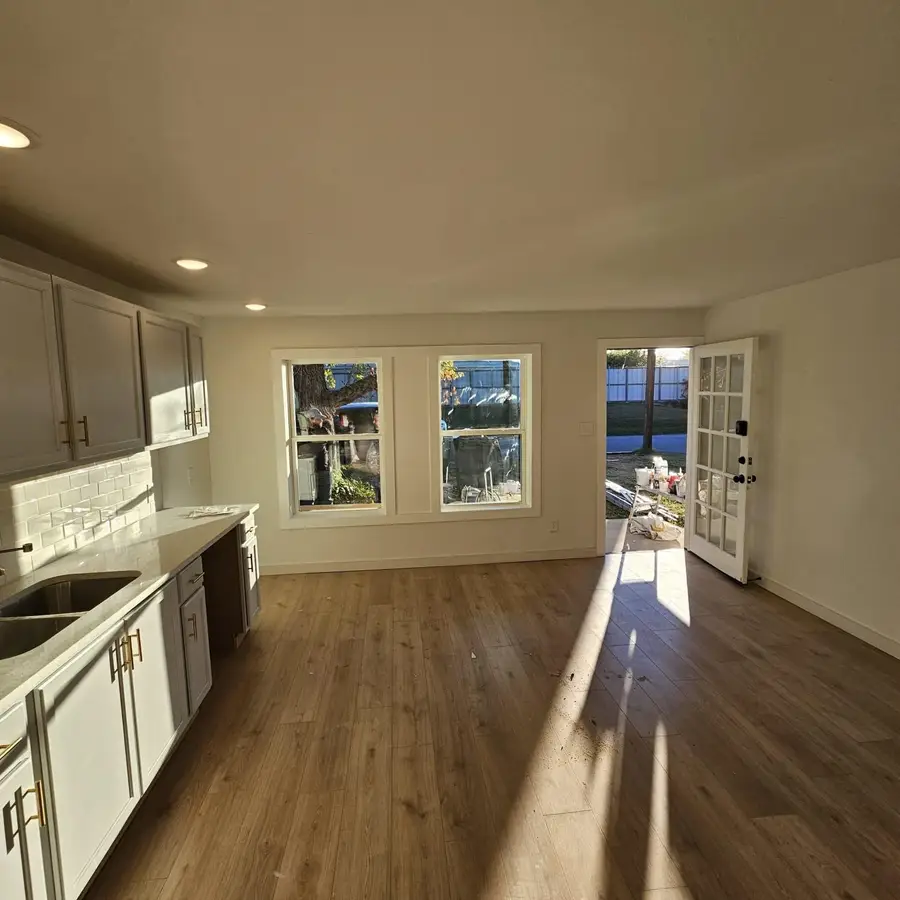 814 S Lyon Street, Sherman, TX 75092 - #2