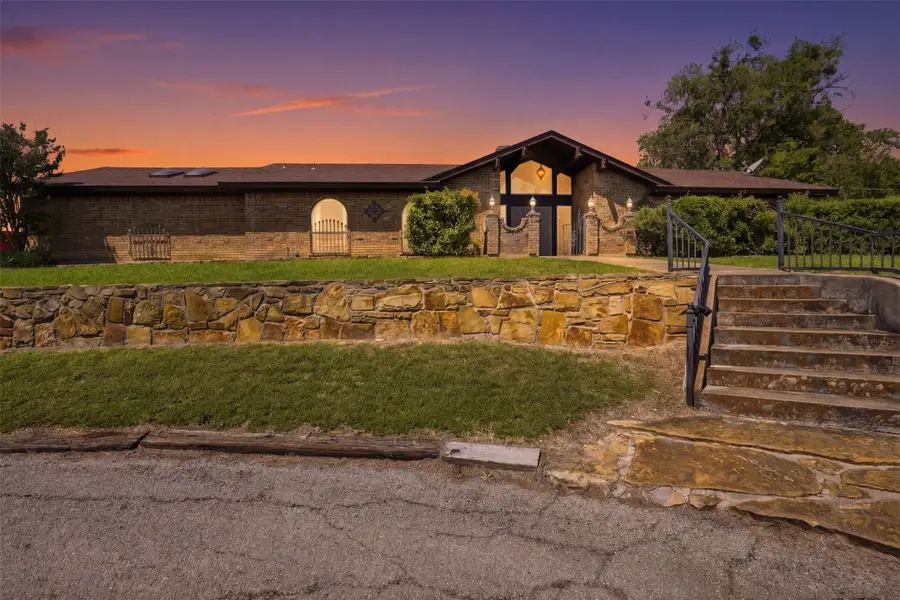 201 Mesa Grande Drive, Fort Worth, TX 76108 - #3