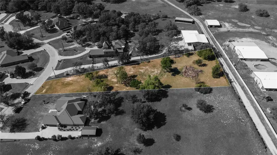 108 Bonita Drive, Springtown, TX 76082 - #2