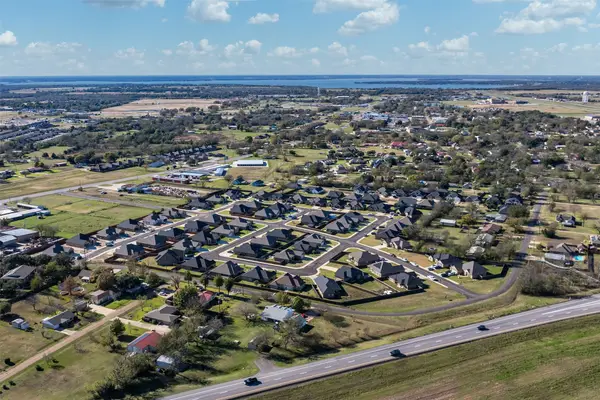 509 Limestone Circle, Mabank, TX 75147