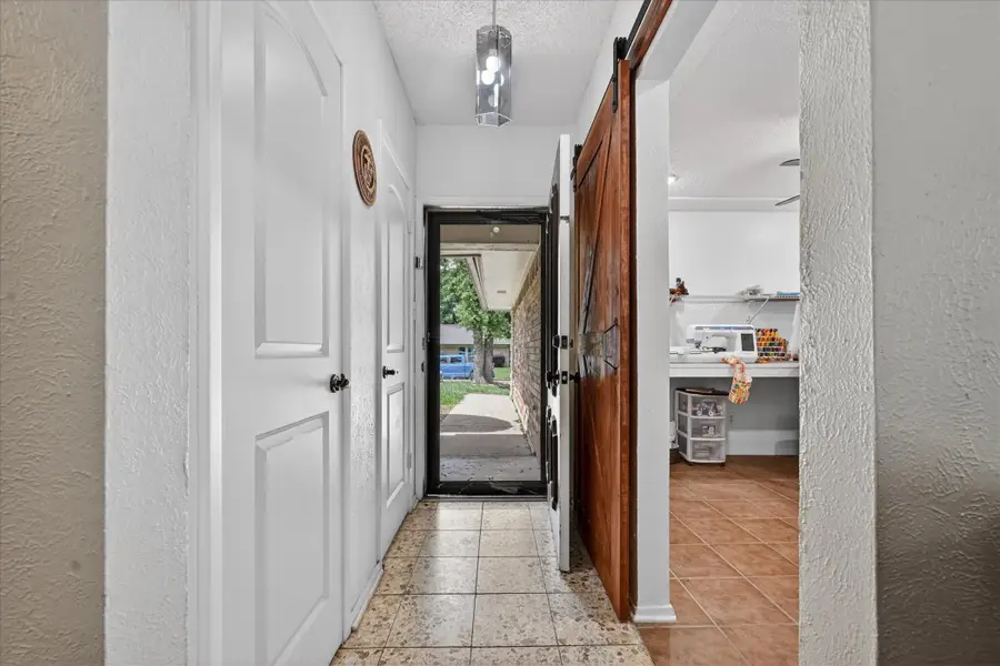 4711 Ridgeline Drive, Arlington, TX 76017 - #3