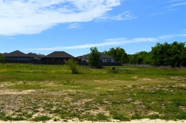 315 Paschall Boulevard, Mabank, TX 75147