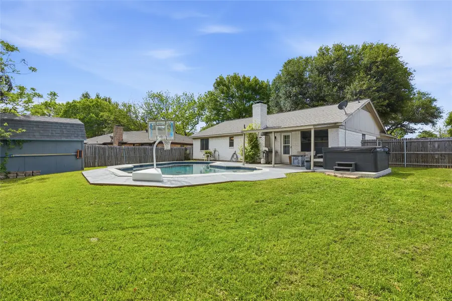 1701 Tobie Layne Street, Benbrook, TX 76126 - #2