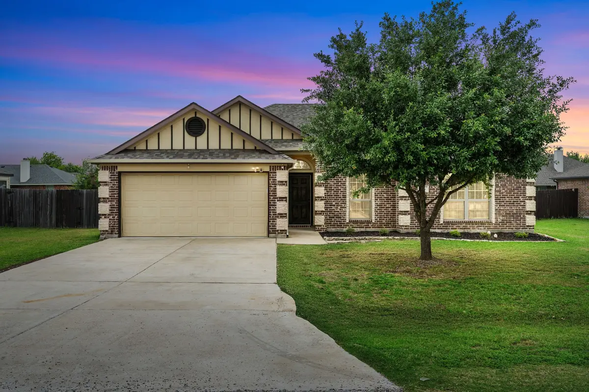 106 Poinsetta Drive, Palmer, TX 75152 - #1