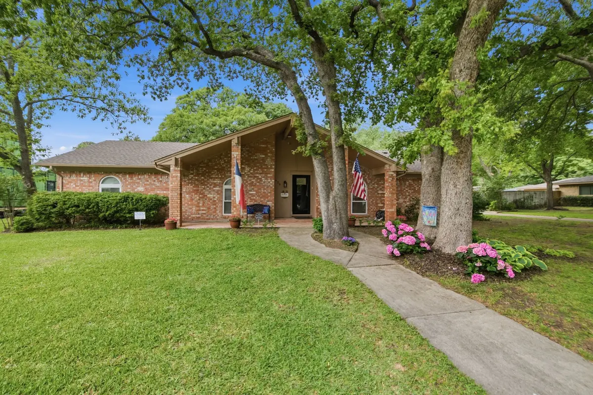 629 Cimarron Trail, Southlake, TX 76092 - #1