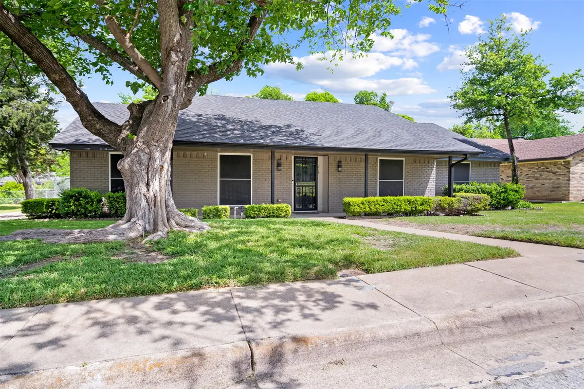 316 Brookwood Drive, Desoto, TX 75115 - #1