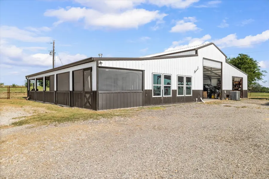 139 County Road 2156, Gainesville, TX 76240 - #2