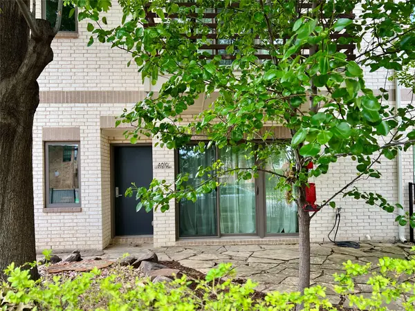 4010 Lemmon Tree Place, Dallas, TX 75219