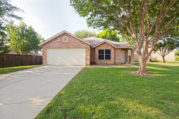 2824 Custer Drive, Corinth, TX 76210