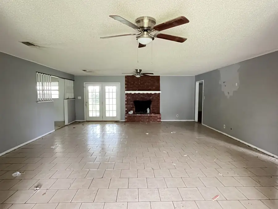 1309 Sherry Lane, Early, TX 76802 - #3