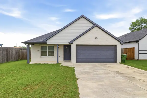 220 N Judd Street, White Settlement, TX 76108