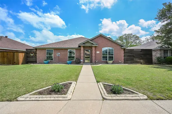 1224 Old Oak Drive, Cedar Hill, TX 75104