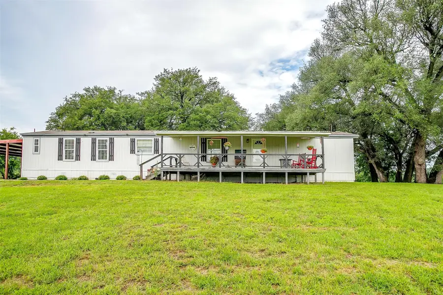 421 Red Bluff Circle, Millsap, TX 76066 - #2
