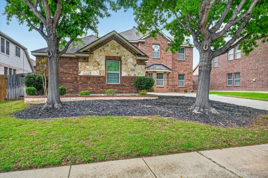 5920 Ivy Glen Drive, Grand Prairie, TX 75052 - #2