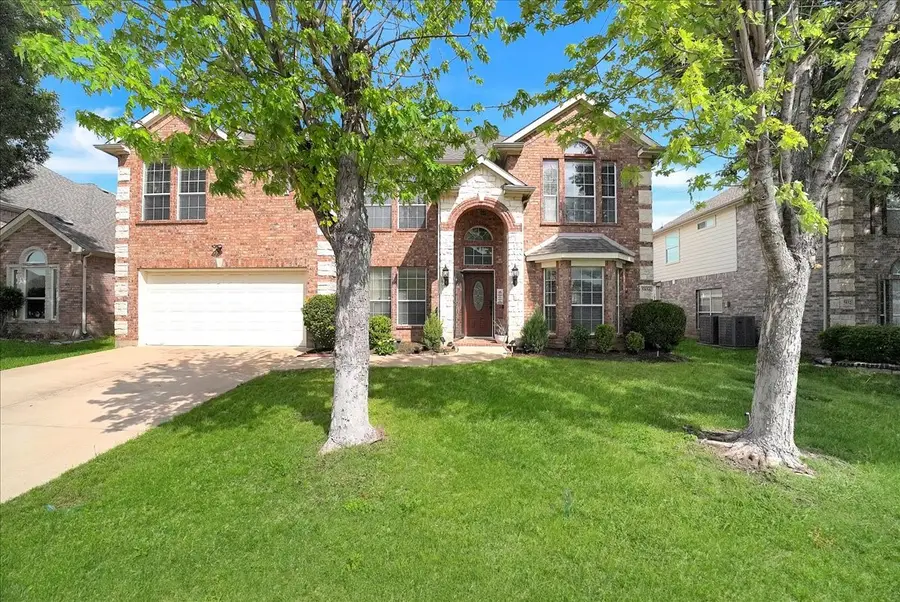 5856 Summerwood Drive, Grand Prairie, TX 75052 - #2