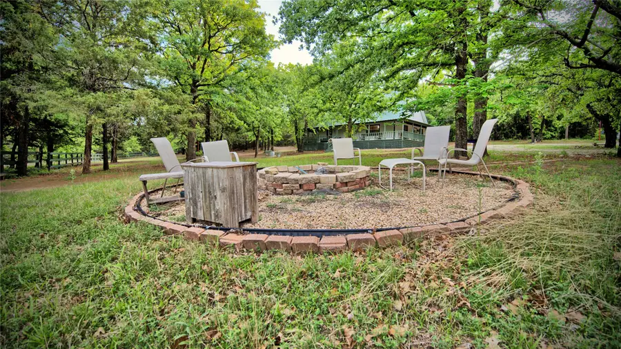 186 County Road 429, Muenster, TX 76252 - #2