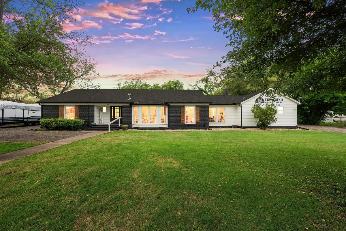 315 S Avenue G, Clifton, TX 76634 - #1