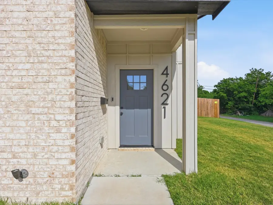 4621 Mccart Avenue, Fort Worth, TX 76115 - #3