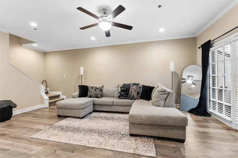 4102 Buena Vista Street #10, Dallas, TX 75204 - #3