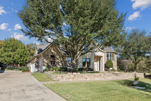 2221 Southern Oaks Drive, Cedar Hill, TX 75104