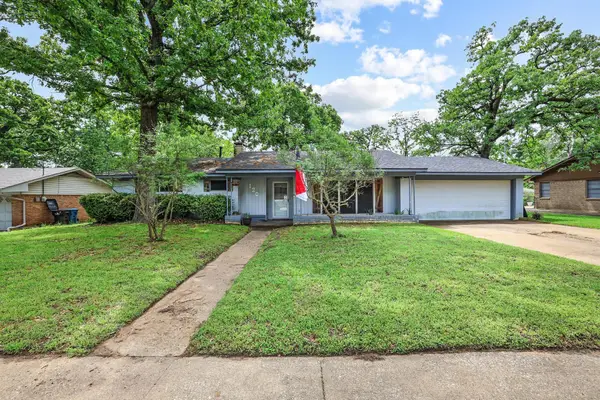 120 Mark Drive, Denison, TX 75021