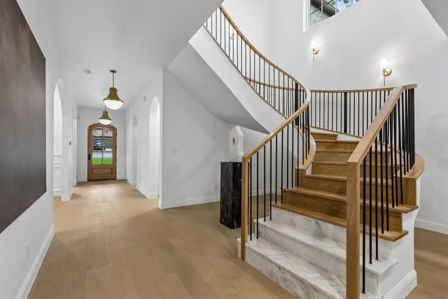 7107 Coronado Avenue, Dallas, TX 75214 - #2