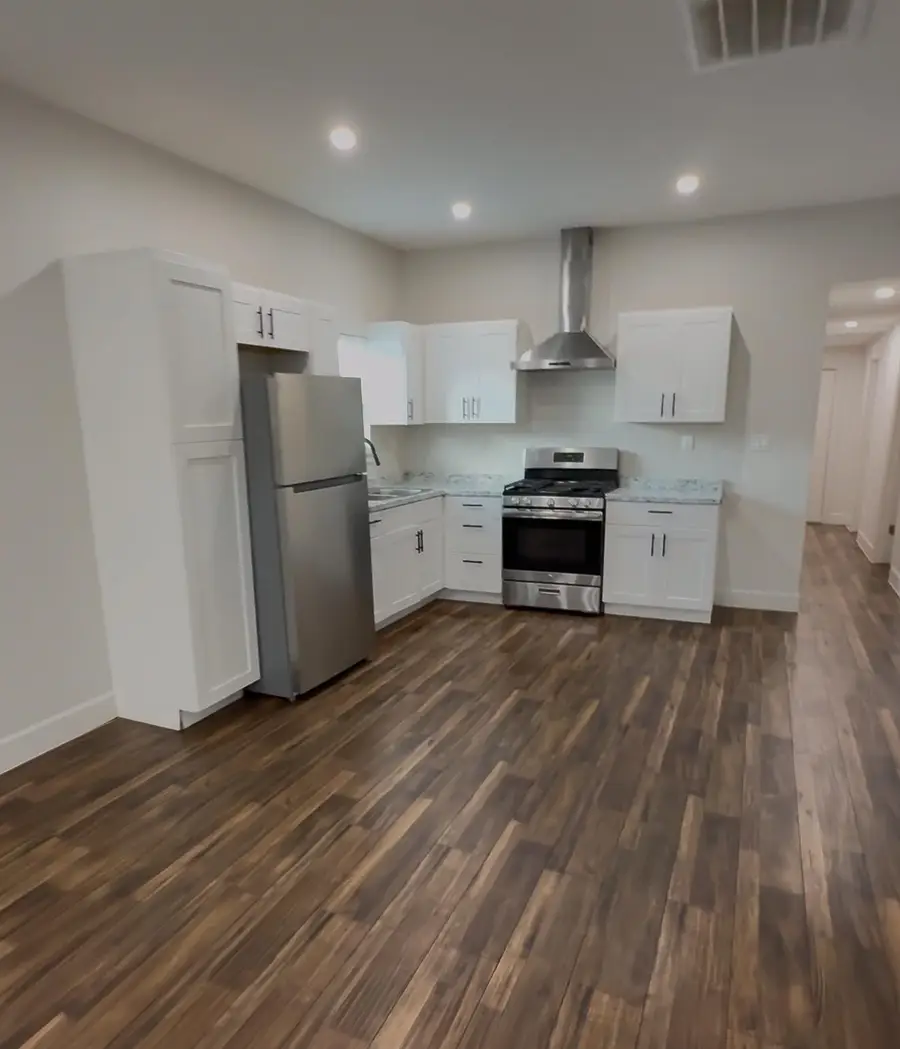 706 N Main Street, Ector, TX 75439 - #3