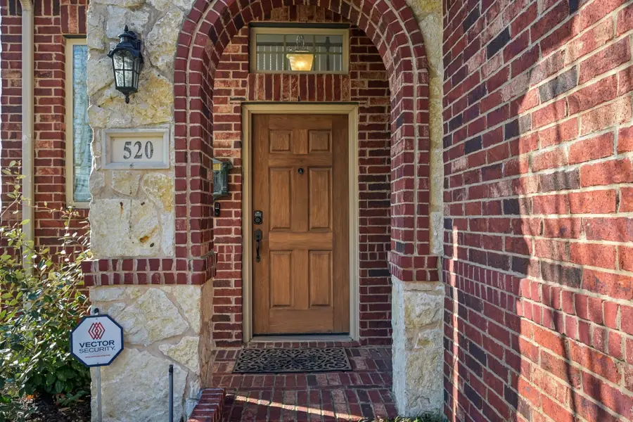 520 Eastland Drive, Lewisville, TX 75056 - #2
