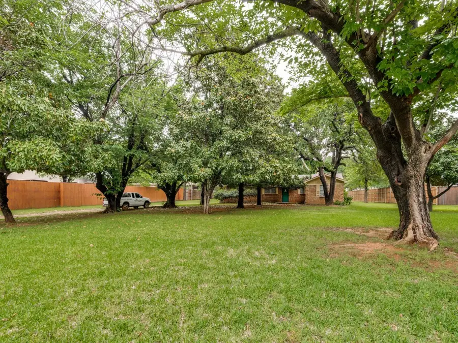 6805 Herbert Road, Colleyville, TX 76034 - #2