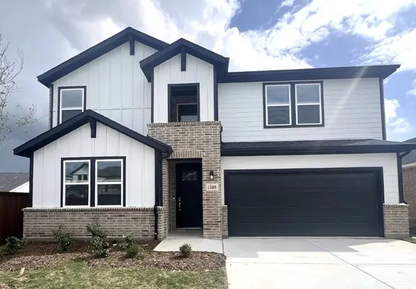 1409 Mustang Canyon Drive, Fort Worth, TX 76052