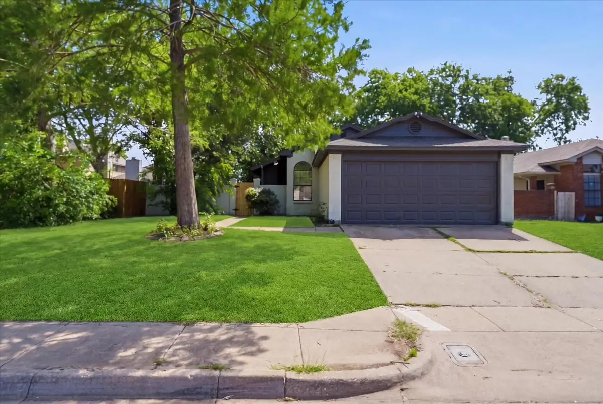 6816 Fire Hill Drive, Fort Worth, TX 76137 - #1