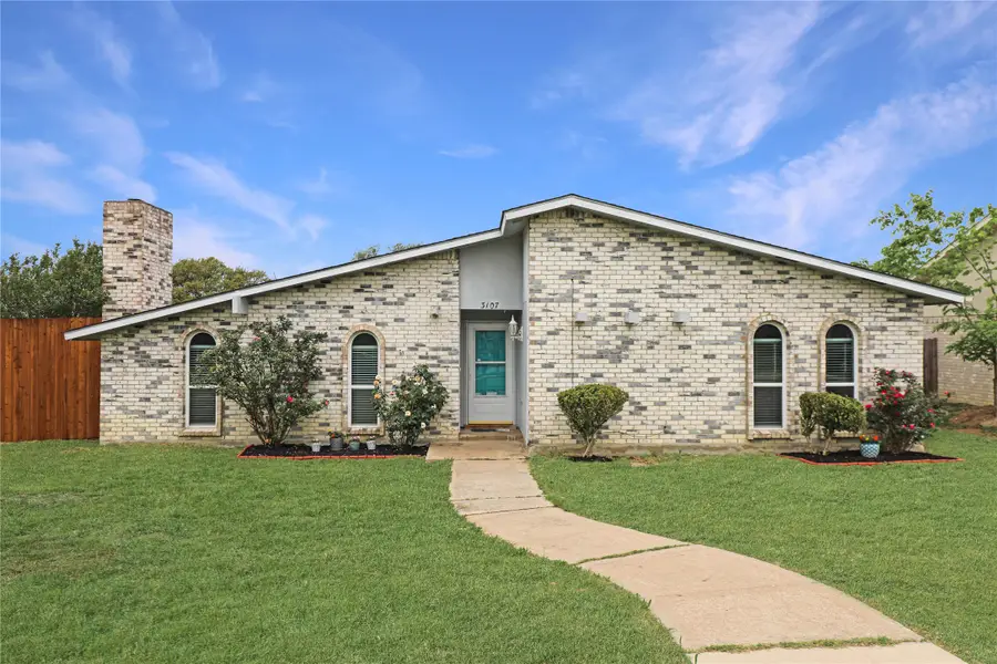 3107 Windsor Road, Carrollton, TX 75007 - #2