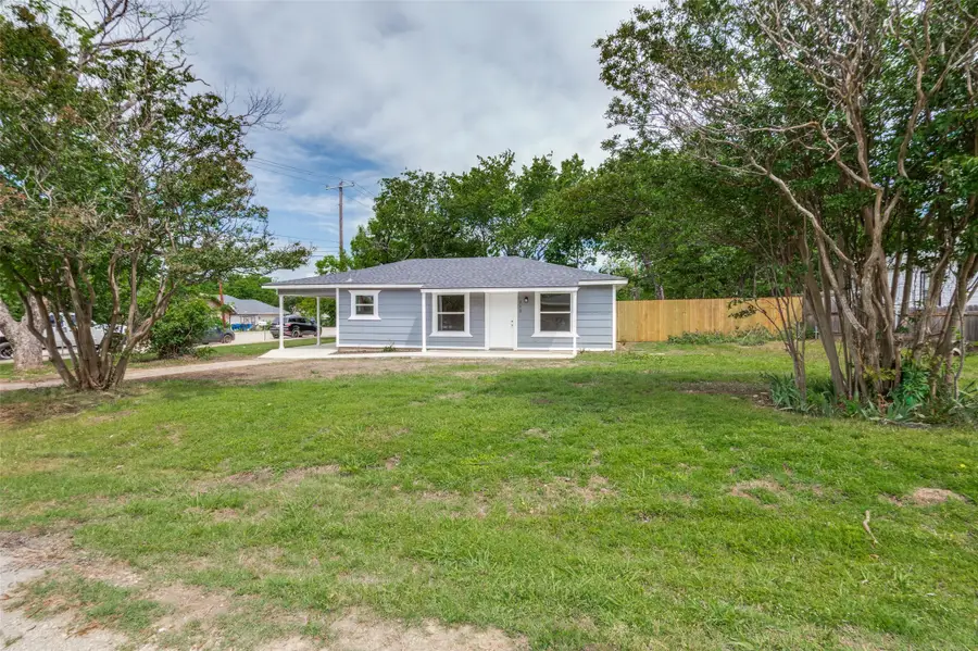 210 W Shelton Street, Alvarado, TX 76009 - #2