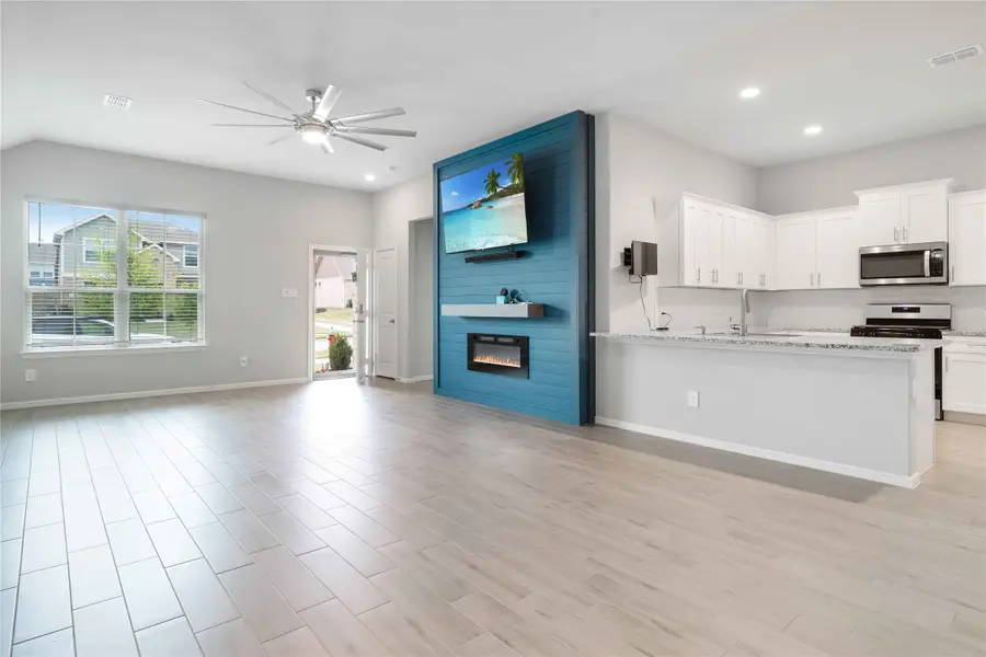 5225 Heritage Street, Haltom City, TX 76117 - #2