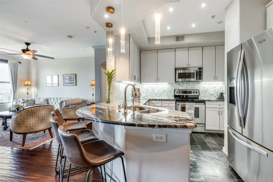 330 Las Colinas Boulevard E #1016, Irving, TX 75039 - #3