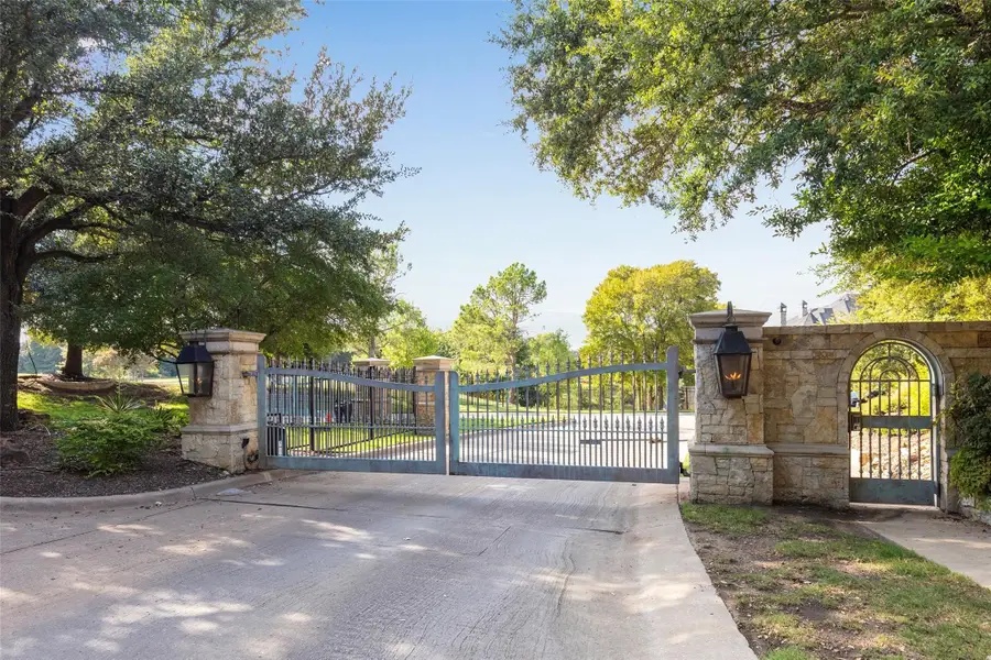 6304 Carlton Court, McKinney, TX 75072 - #2