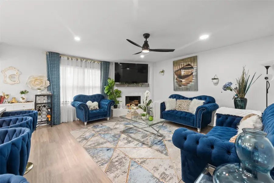 5721 Macneill Drive, Haltom City, TX 76148 - #3