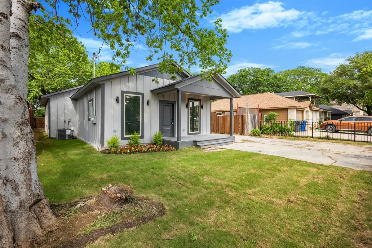 715 Ezekial Avenue, Dallas, TX 75217 - #1