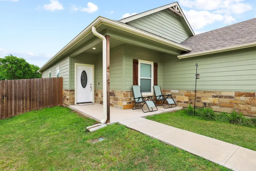 1512 Kennedy Street, Bonham, TX 75418 - #3