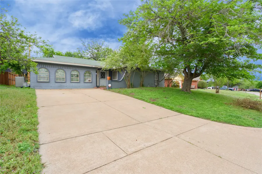 216 Rolling Hills Drive, Aledo, TX 76008 - #3