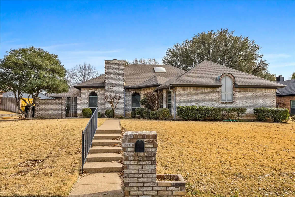 2921 Pitkin Drive, Arlington, TX 76006 - #1