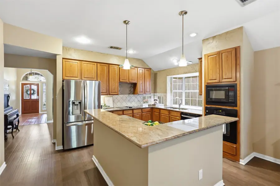 2638 Hidden Ridge Drive, Arlington, TX 76006 - #3
